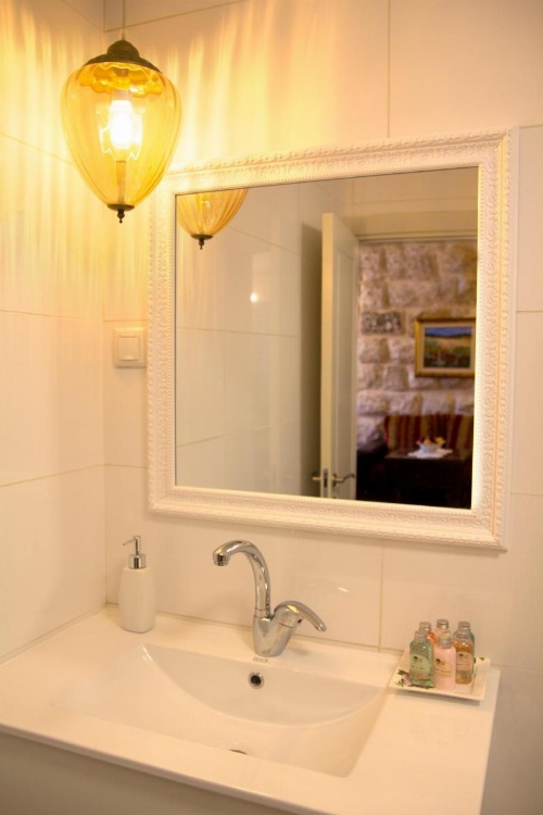Beit Shalom Historical boutique Hotel image 11